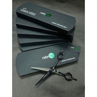 Парикмахерские ножницы прямые классические Melon Pro black edition 5.5 Парикмахерские ножницы прямые классические Melon Pro black edition 5.5